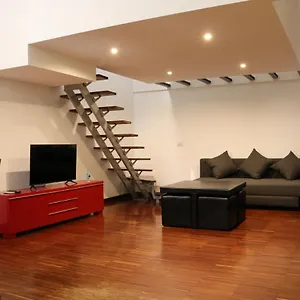 Apartamento Cozy & Large Loft Famagosta Milán