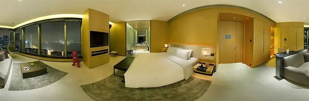 East Hong Kong Hotel 5*,