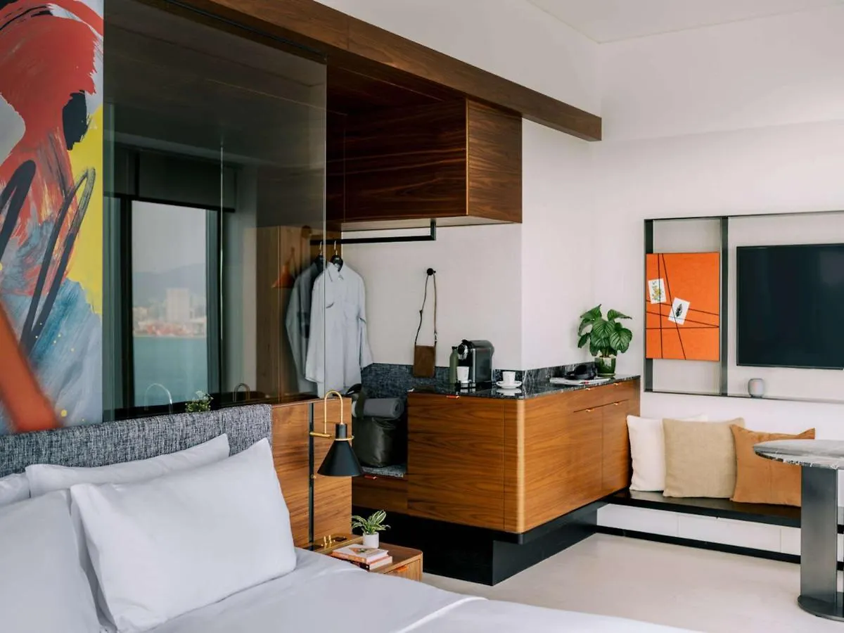 East Hong Kong Hotel 5*,